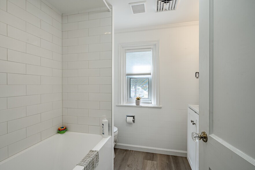 More Photos Of 530 Gravel Pike, Collegeville Apartments For Sale