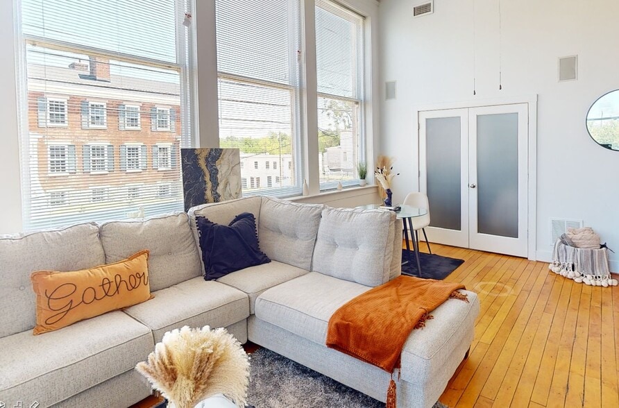 More Photos Of 141 E Wythe St, Petersburg Apartments For Sale