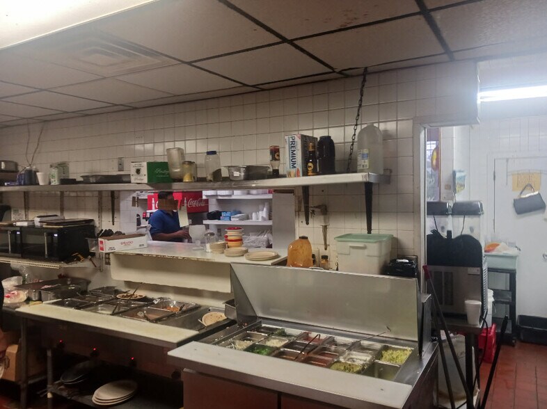More Photos Of 3460 Cypress Mill Rd, Brunswick Restaurant For Sale