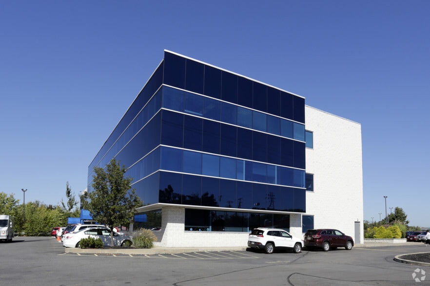 More Photos Of 672 S River St, Plains Medical For Lease