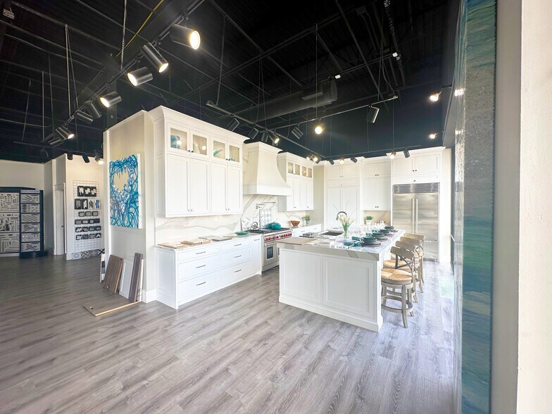 More Photos Of 36150 Emerald Coast Pky, Destin Freestanding For Lease