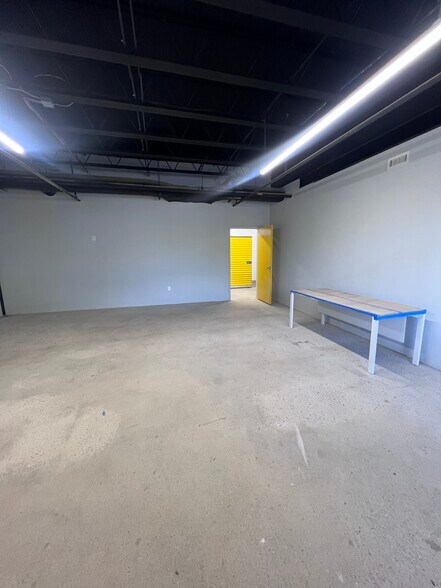 More Photos Of 250 Turnpike Rd, Southborough Office For Lease