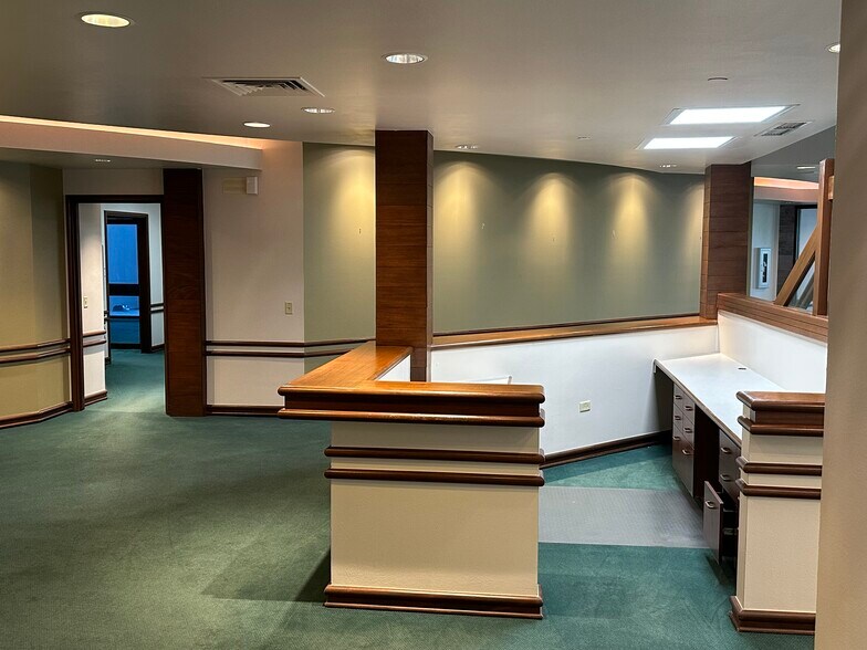 More Photos Of 25548 Genesee Trail Rd, Golden Office For Lease