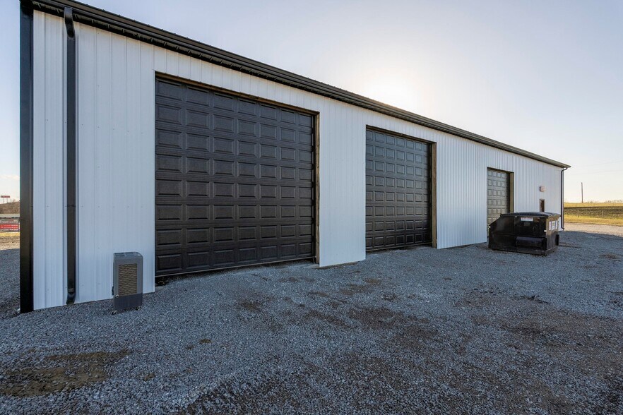 More Photos Of 400 Cull Rd, Dry Ridge Warehouse For Sale