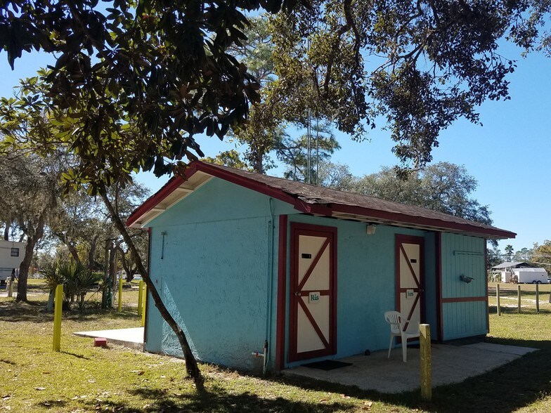 More Photos Of 13220 Houston Ave, Hudson Trailer Camper Park For Sale