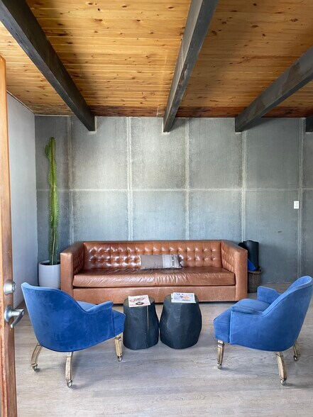 More Photos Of 1418 Abbot Kinney Blvd, Venice Office Residential For Lease