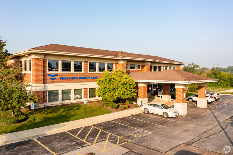 Primary Photo Of 450 E Roosevelt Rd, West Chicago Medical For Sale