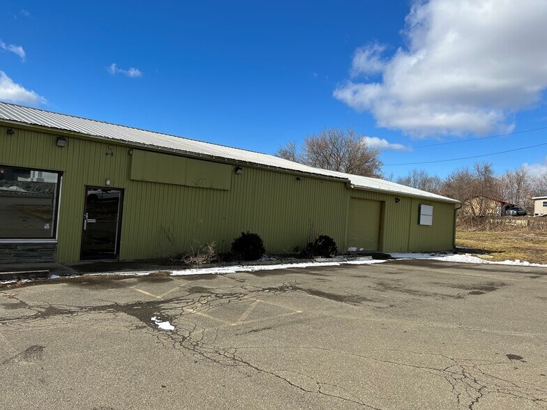 More Photos Of 2477 Elmira St, Sayre Storefront For Sale