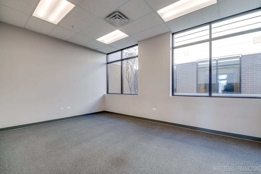 More Photos Of 459 Dunham Rd, St Charles Medical For Sale