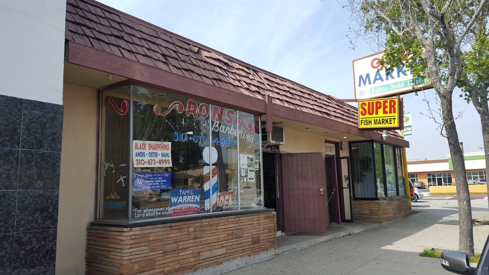 Primary Photo Of 11007 Crenshaw Blvd, Inglewood Storefront For Sale
