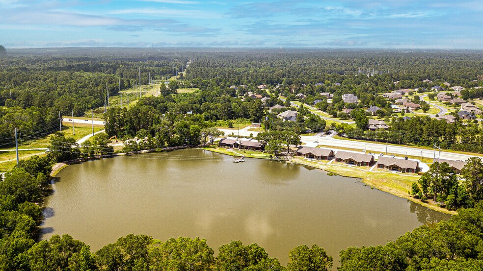 More Photos Of 2643 S Loop 336 W, Conroe Unknown For Lease