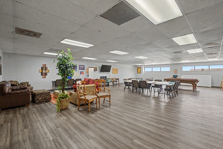 More Photos Of 2111 Skyline Dr, Mesquite Religious Facility For Sale