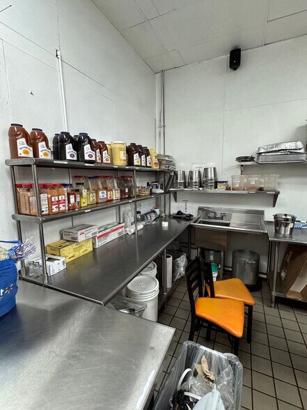 More Photos Of 1600 E Saint Georges Ave, Linden Restaurant For Sale