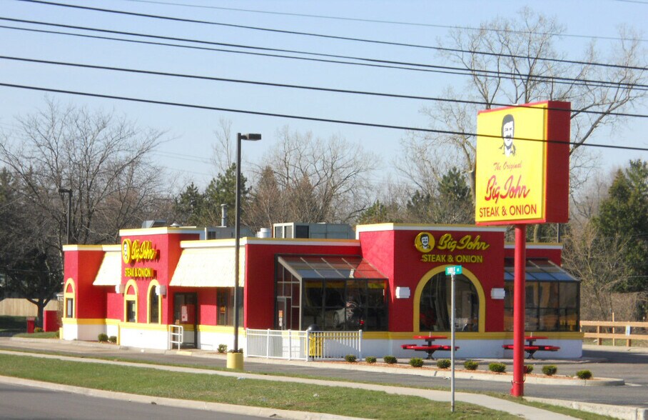 More Photos Of 4021 W Saginaw Hwy, Lansing Fast Food For Lease