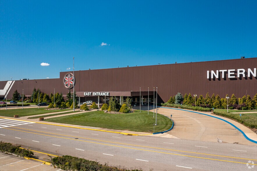 More Photos Of 6200 Riverside Dr, Cleveland Warehouse For Lease