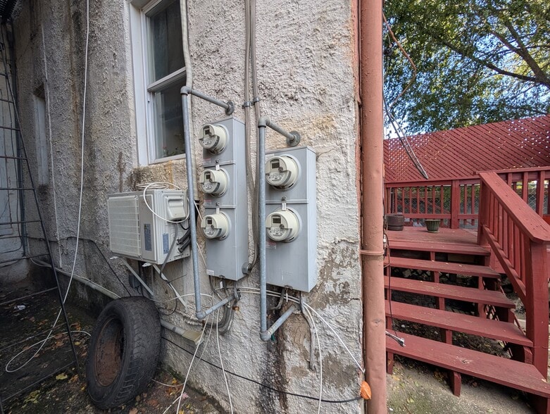 More Photos Of 1407 McCulloh St, Baltimore Apartments For Sale