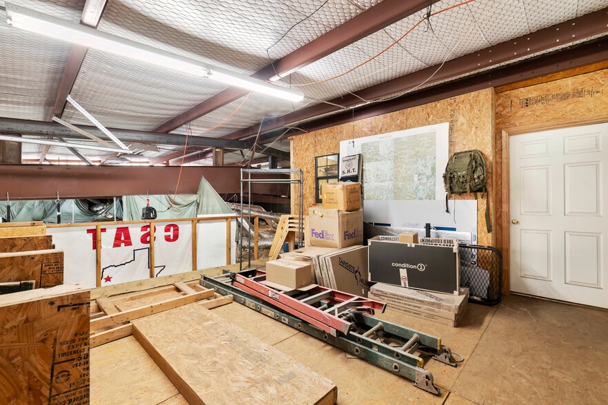 More Photos Of 3615 New Press Rd, Nacogdoches Specialty For Sale