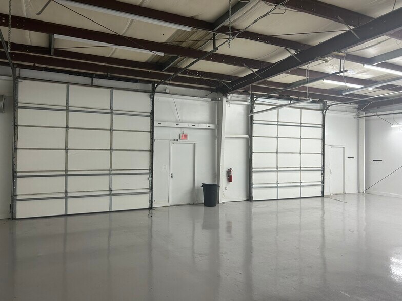 More Photos Of 9580 Madison Blvd, Madison Light Distribution For Lease