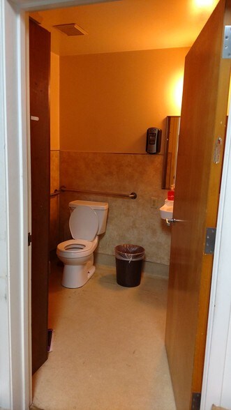 More Photos Of 39945 Balentine Dr, Newark Unknown For Lease