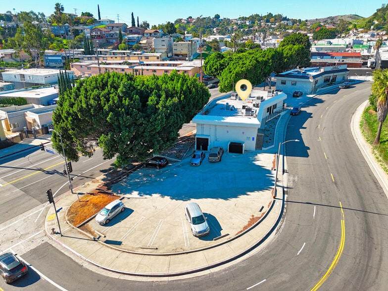 More Photos Of 5411 Valley Blvd, Los Angeles Warehouse For Lease