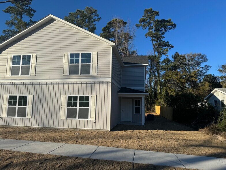 More Photos Of 4507 Greenway Ave, Wilmington Apartments For Sale