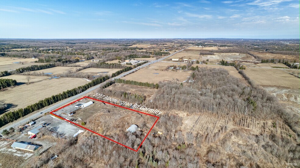 More Photos Of 2737 Bloomington Rd, Whitchurch-Stouffville Garden Center For Sale