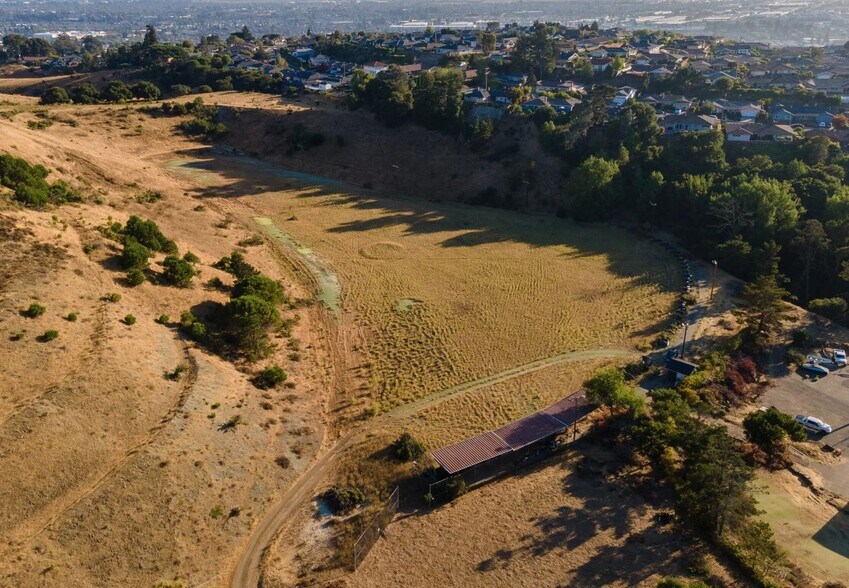 More Photos Of 13591 Lake Chabot Rd, San Leandro Land For Lease