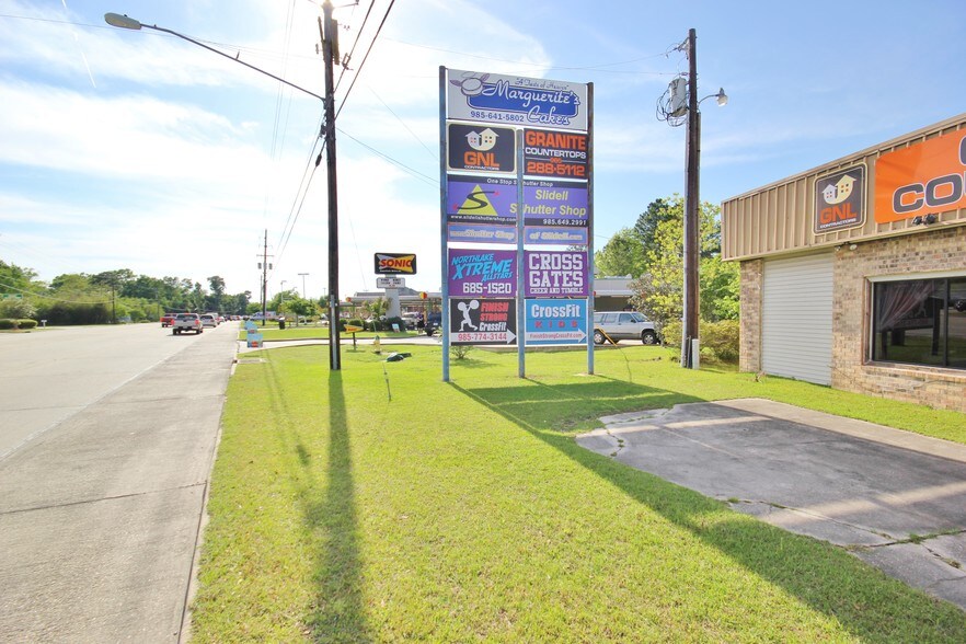 More Photos Of 101-181 Commercial Sq, Slidell Storefront Retail Office For Lease