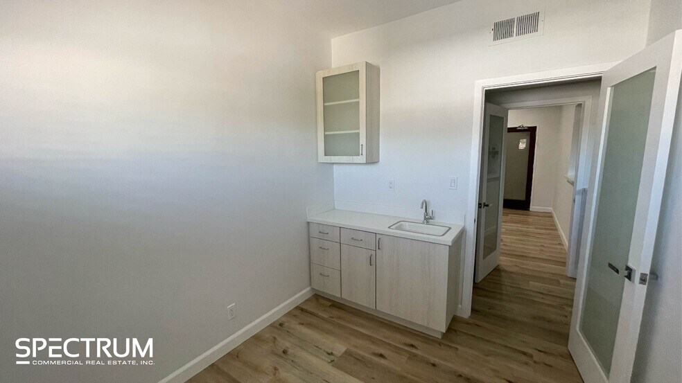 More Photos Of 1227 Lincoln Blvd, Santa Monica Medical For Lease