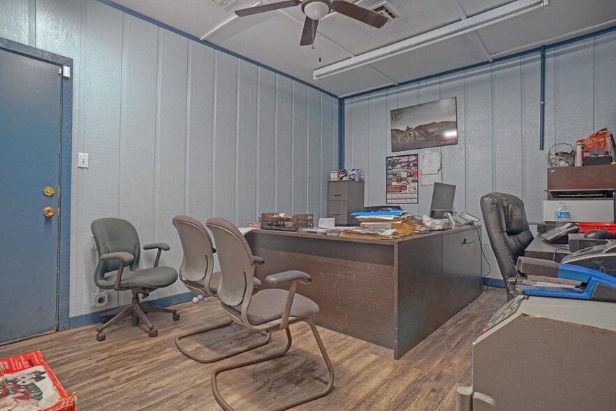 More Photos Of 10 Camp St, Dover Storefront For Sale