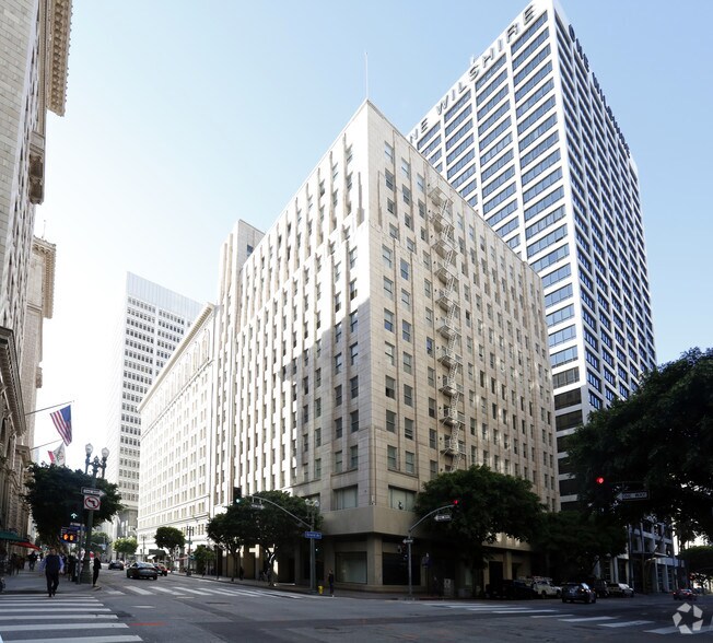Primary Photo Of 530 W 6th St, Los Angeles Telecom Hotel Data Hosting For Sale