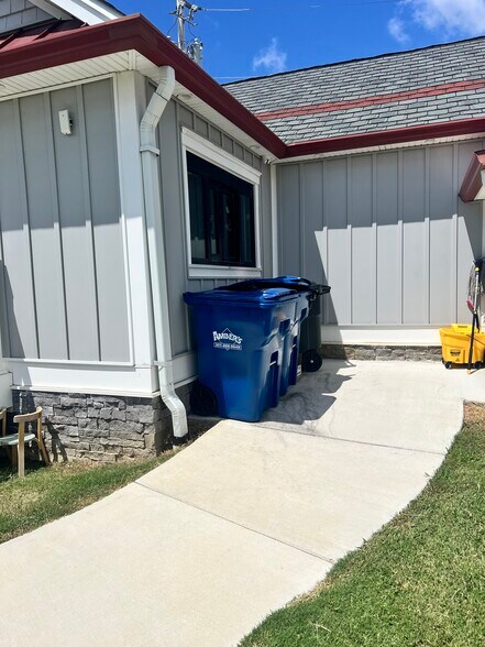 More Photos Of 29251 Three Notch Rd, Mechanicsville General Retail For Lease