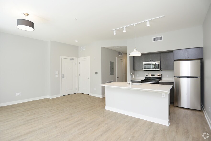 More Photos Of 1059 Wealthy St SE, Grand Rapids Apartments For Lease