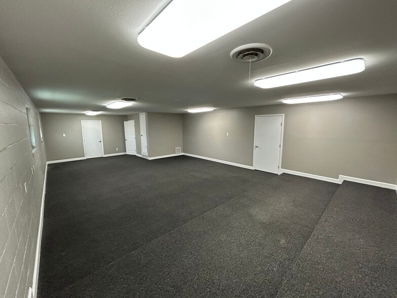 More Photos Of 3120-3122 E Lancaster Ave, Fort Worth Storefront Retail Office For Lease