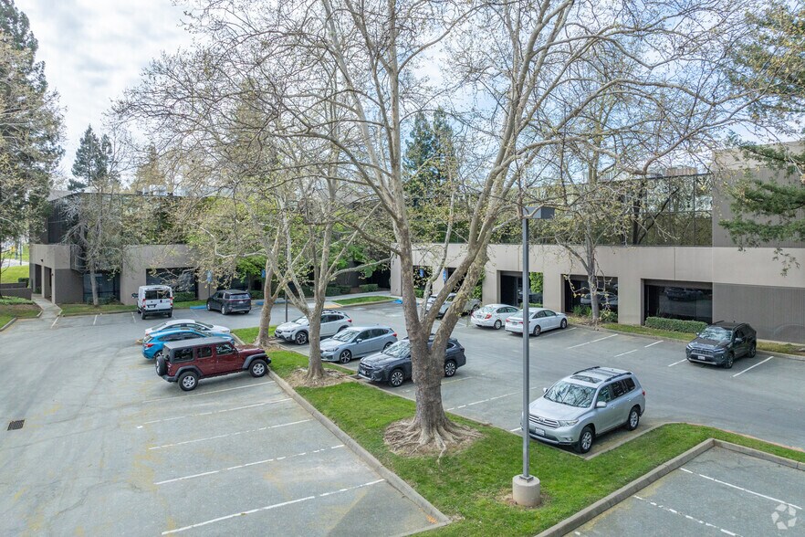 More Photos Of 9343 Tech Center Dr, Sacramento Office For Lease
