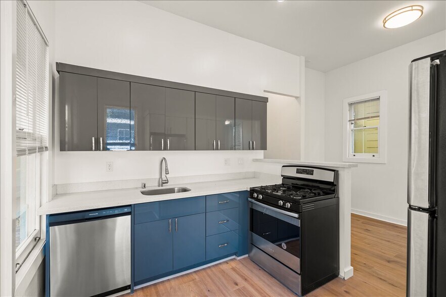 More Photos Of 674-678 Haight St, San Francisco Apartments For Sale