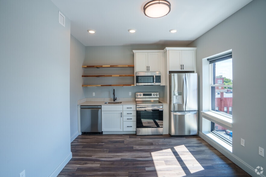 More Photos Of 25 Lowell St, Manchester Apartments For Lease