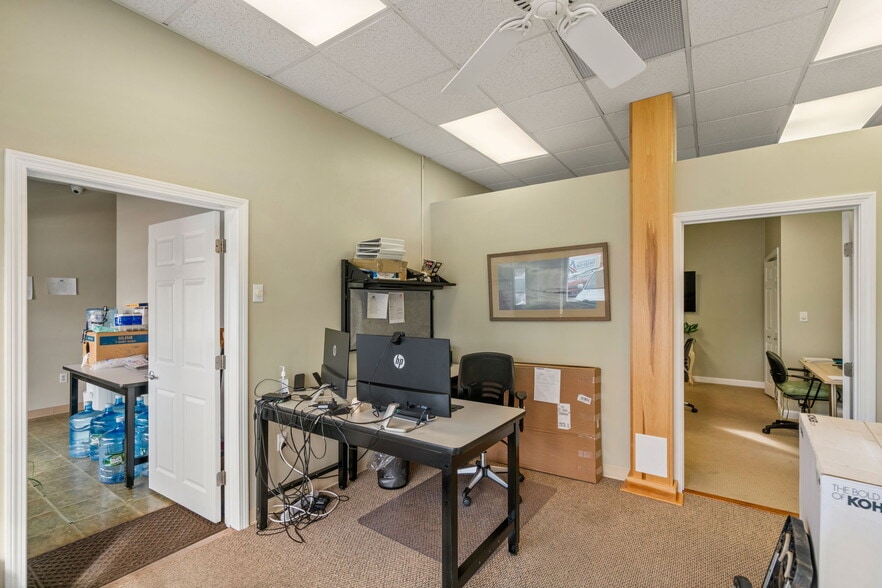 More Photos Of 655 Saw Mill Brook Pky, Newton General Retail For Sale