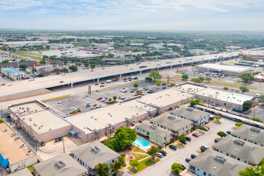 More Photos Of 9070 Research Blvd, Austin Unknown For Lease