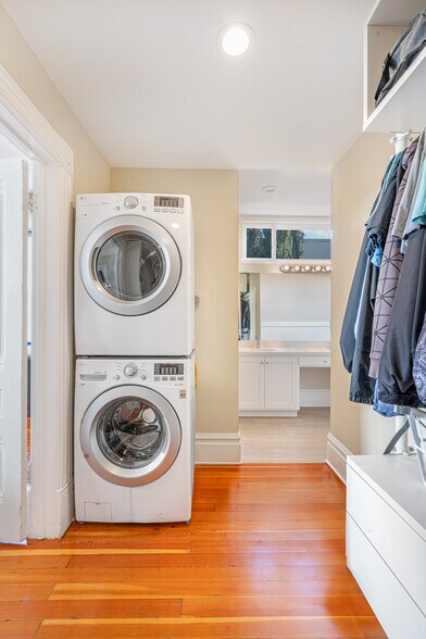 More Photos Of 418 Humboldt St, Santa Rosa Apartments For Sale