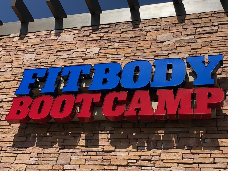 More Photos Of 2722-2760 Alma School Rd, Mesa Unknown For Lease