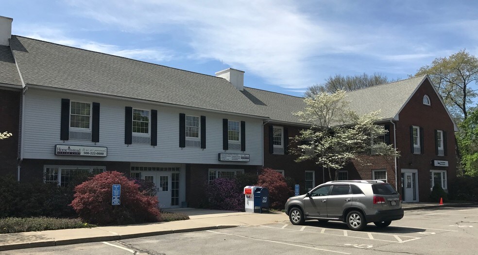 More Photos Of 555 Pleasant St, Attleboro Coworking Space