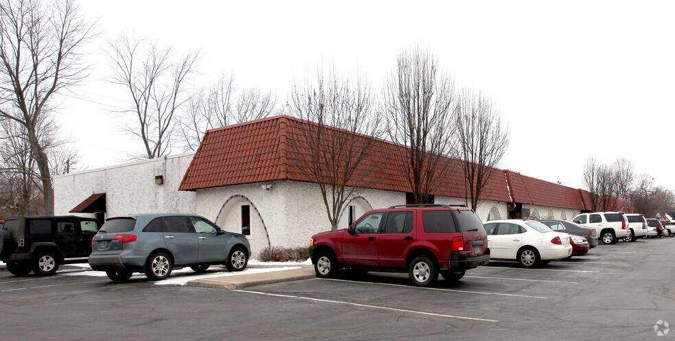 More Photos Of , Indianapolis Office For Sale