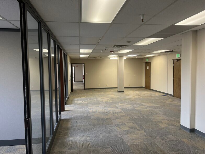 More Photos Of 400 W King St, Carson City Office For Lease