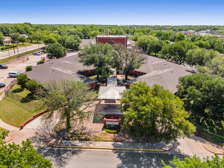 More Photos Of 2601 Tandy Ave, Fort Worth Assisted Living For Sale