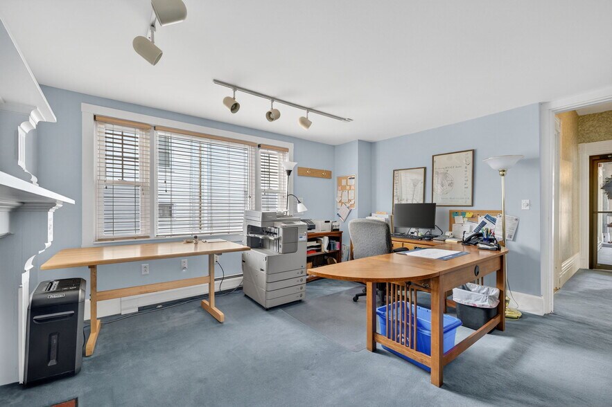 More Photos Of 446 County St, New Bedford Office For Sale