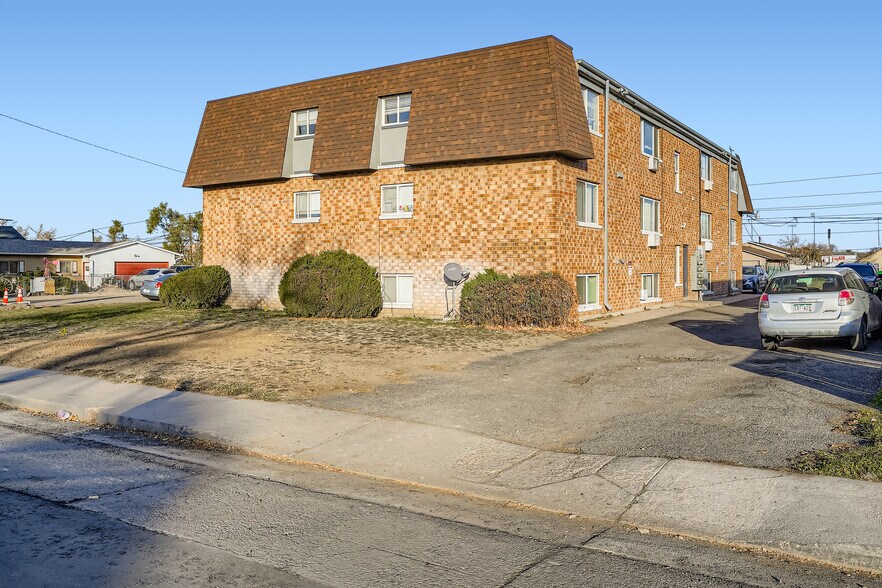 More Photos Of 730 Mather St, Brighton Apartments For Sale