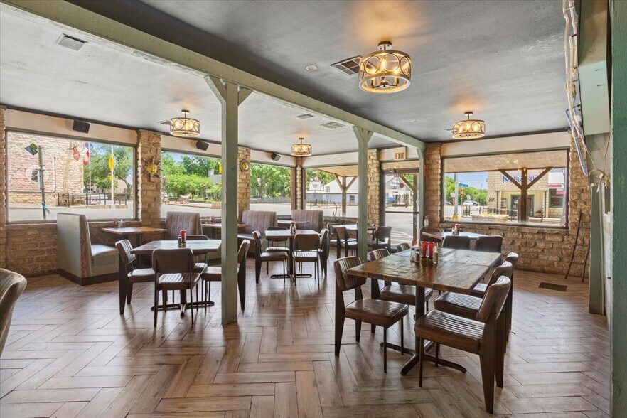 More Photos Of 128 N Pecan, Hico Restaurant For Sale