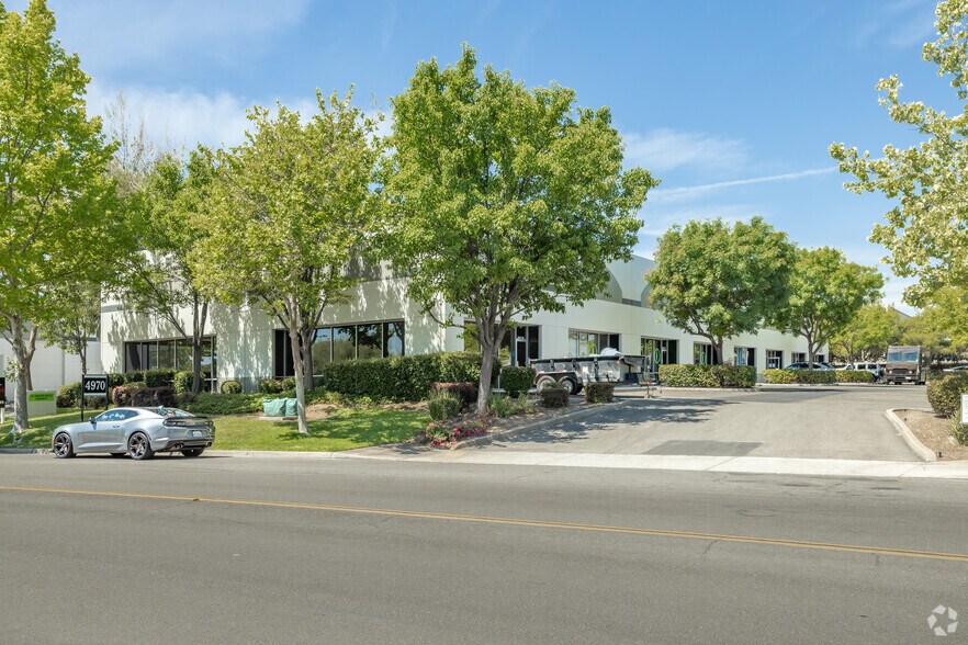 More Photos Of 4970 Robert J Mathews Pky, El Dorado Hills Warehouse For Lease