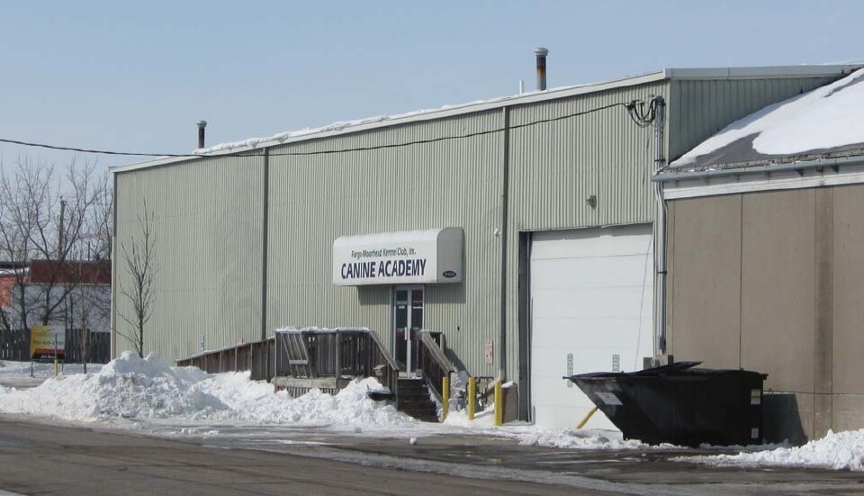 More Photos Of 1401-1405 5th Ave N, Fargo Warehouse For Lease